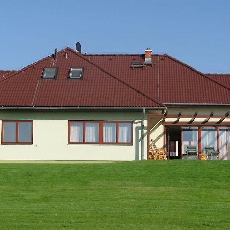 Вилла Obora 827 Нова-Быстршице Экстерьер фото